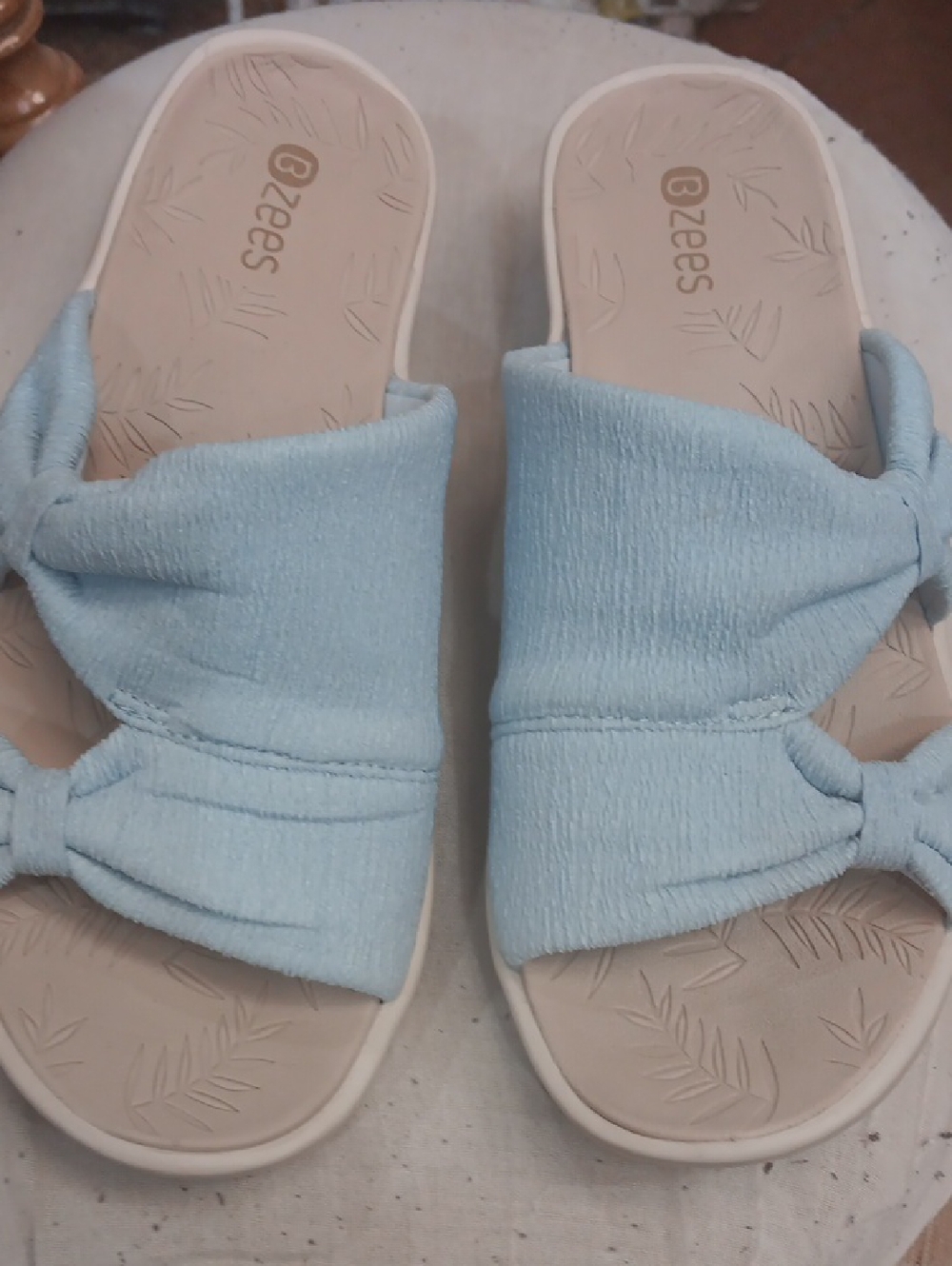 Bzees Blue Stretch Sandals Size 8M
